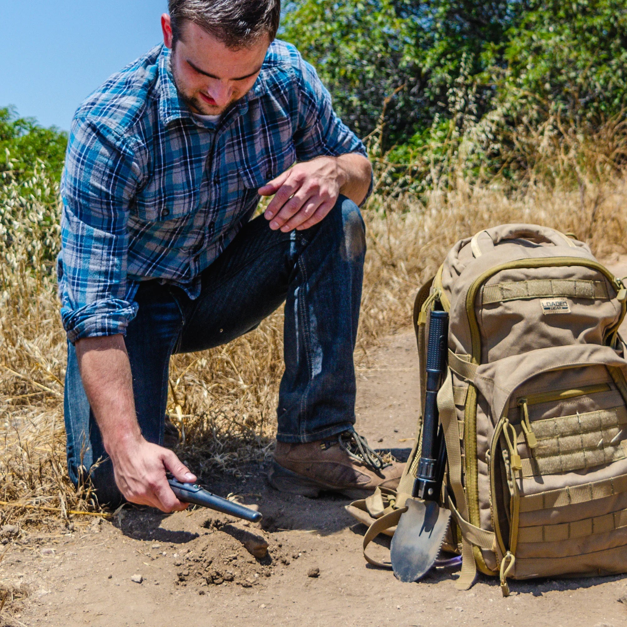 Winbest Dual Edge Foldable Metal Shovel with Bag | AF13292 – Barska Winbest Dual Edge Foldable Metal Shovel with Bag | AF13292 – Barska