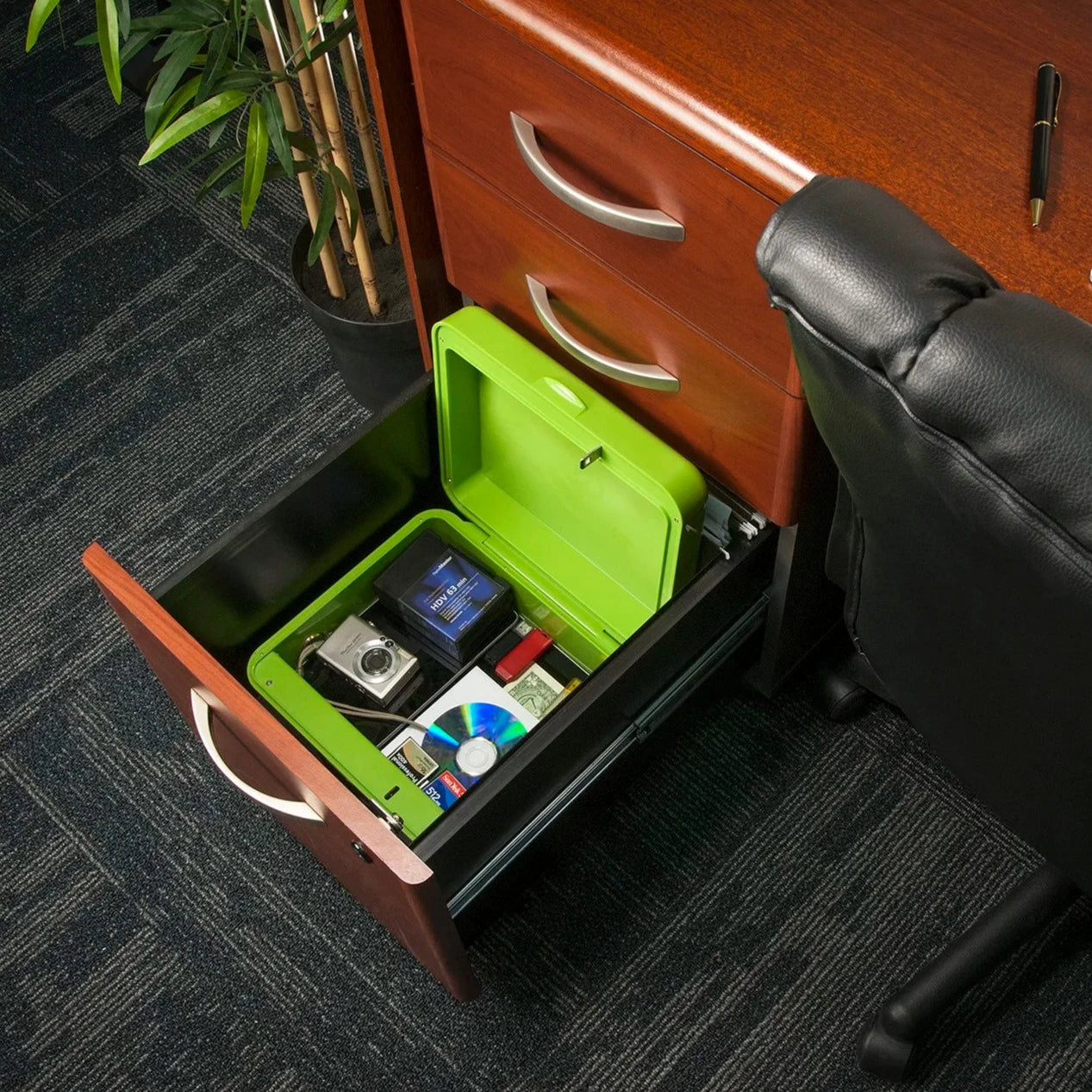 Biometric Storage Container iBOX Portable Dual Access Motion Activated Biometric Secure Storage Lo ...