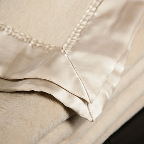 Aus Vio 100% Natural Charmeuse Silk Luxurious Blanket with Satin Trim, Ivory | BM12122