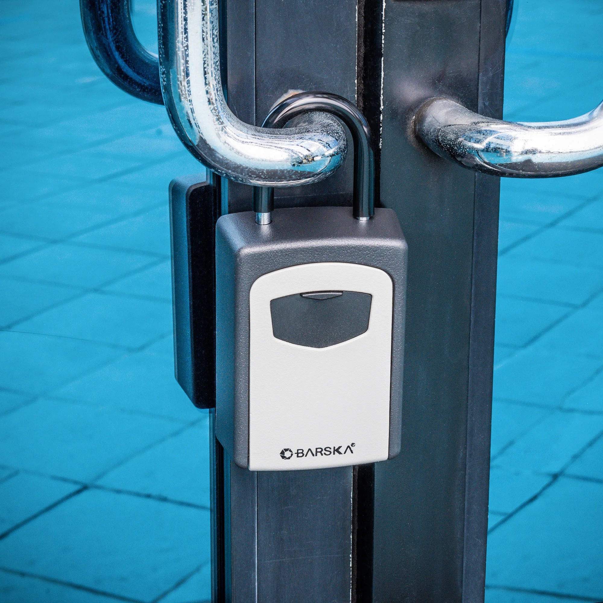 Combination Key Lock Box with Door Hanger and Wall Mount | CB13797 – Barska